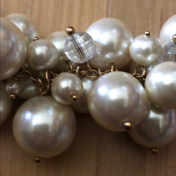 J Crew pearl and bead gold plated necklace - Picture 4 of 4